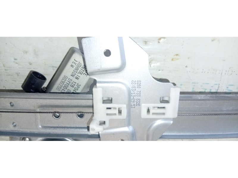 ELEVALUNAS TRASERO DERECHO 8200733832E  - imagen 2