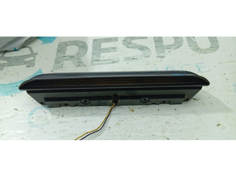 LUZ CENTRAL DE FRENO  - imagen 1