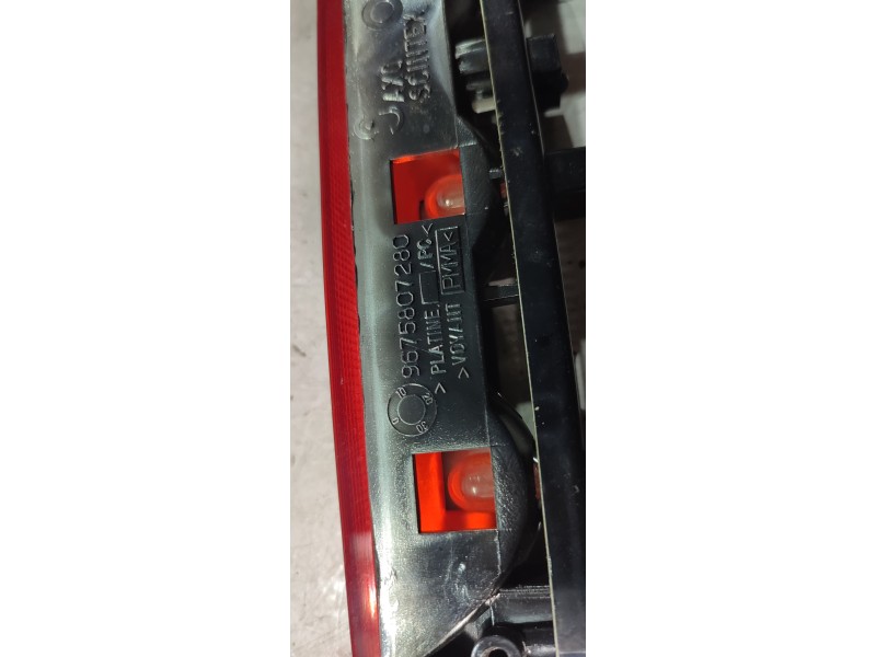 LUZ CENTRAL DE FRENO 9675807280  - imagen 3