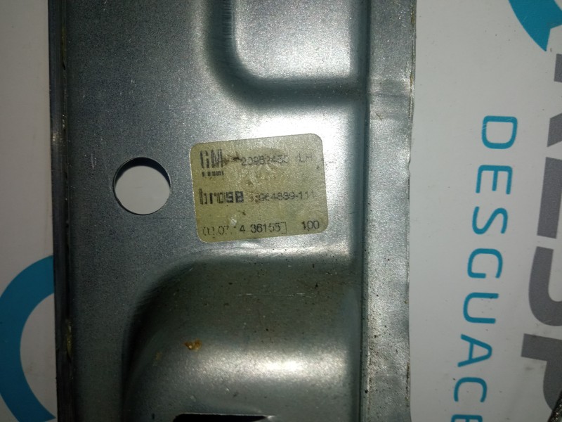 ELEVALUNAS TRASERO DERECHO 20952451  - imagen 3