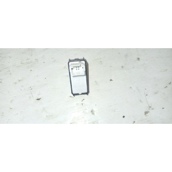 MANDO ELEVALUNAS TRASERO DERECHO  - miniatura 2