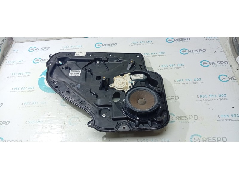 ELEVALUNAS TRASERO IZQUIERDO 5K4839729J  - imagen 1