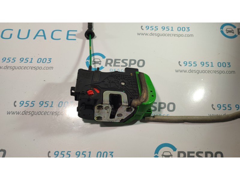 CERRADURA PUERTA TRASERA DERECHA 814203Z000  - imagen 2