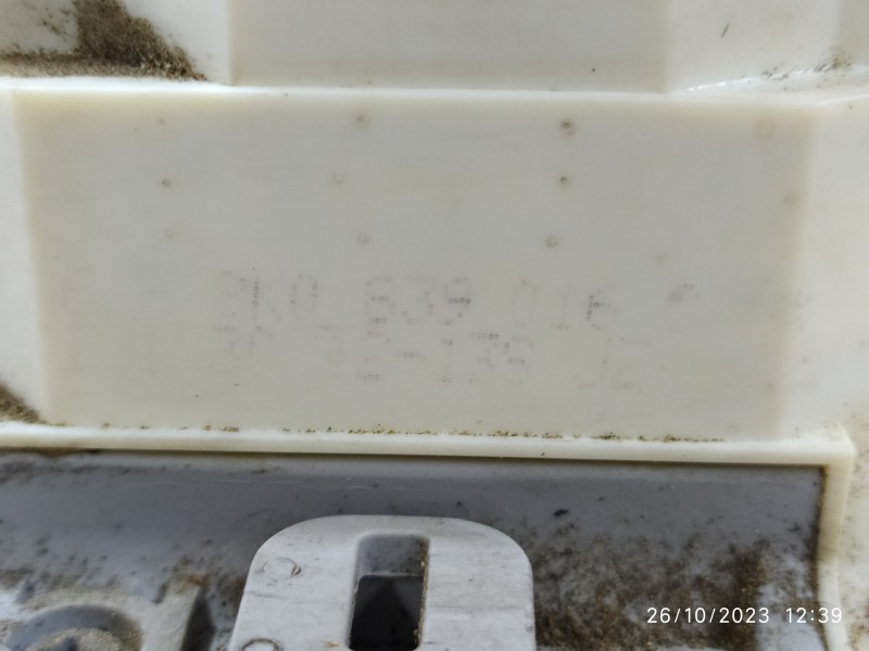 CERRADURA PUERTA TRASERA DERECHA 8K0839016C  - imagen 2