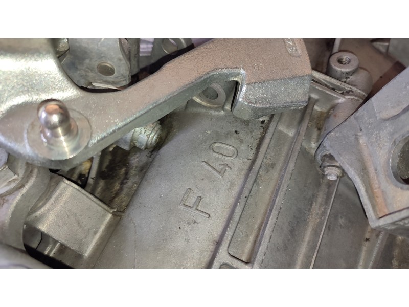 CAJA CAMBIOS F40  - imagen 3