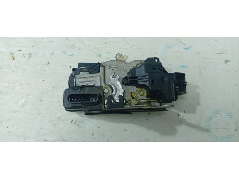 CERRADURA PUERTA DELANTERA IZQUIERDA 31440389  - imagen 1