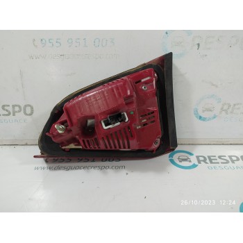 PILOTO TRASERO IZQUIERDO INTERIOR 8K9945093E  - miniatura 2