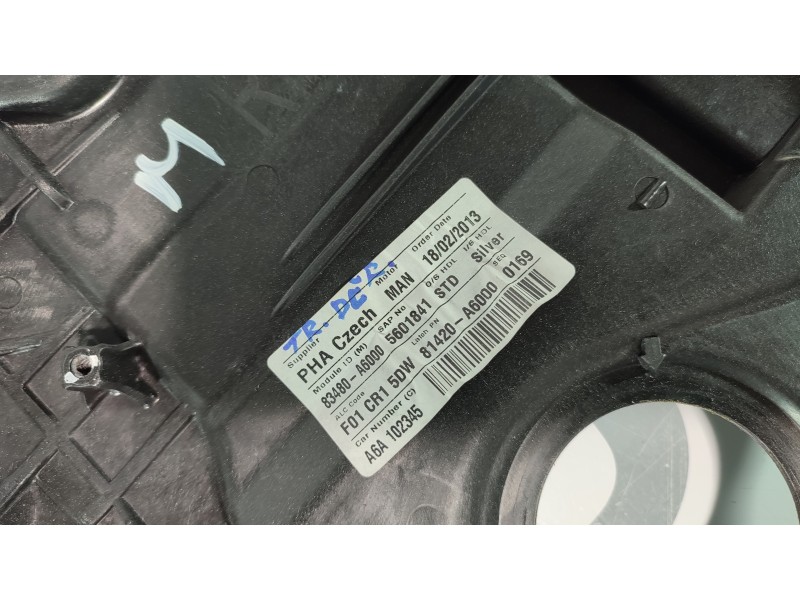 ELEVALUNAS TRASERO DERECHO 81420A6000  - imagen 2