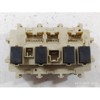 CAJA RELES / FUSIBLES 4EB0C  - miniatura 2