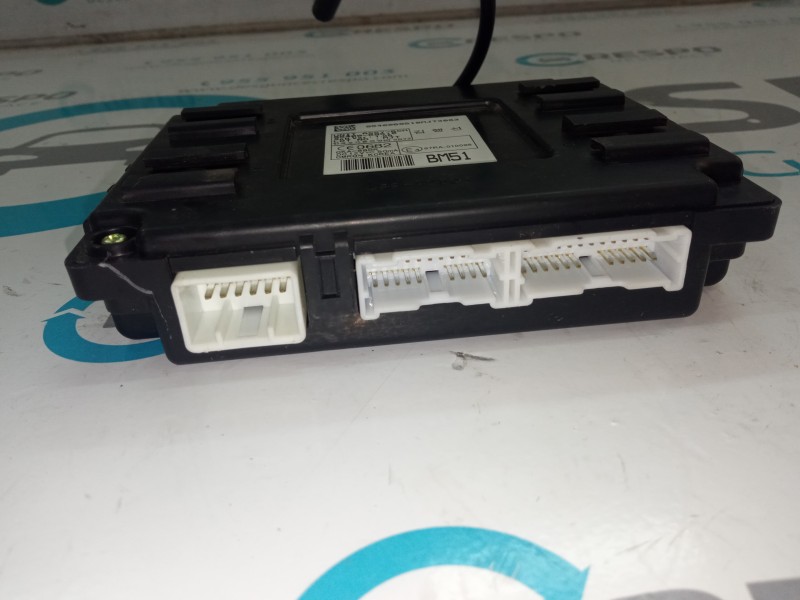 CAJA RELES / FUSIBLES 95400B9510  - imagen 2