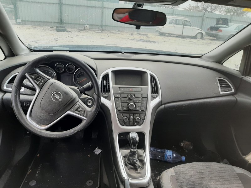 OPEL ASTRA J LIM. - imagen 4