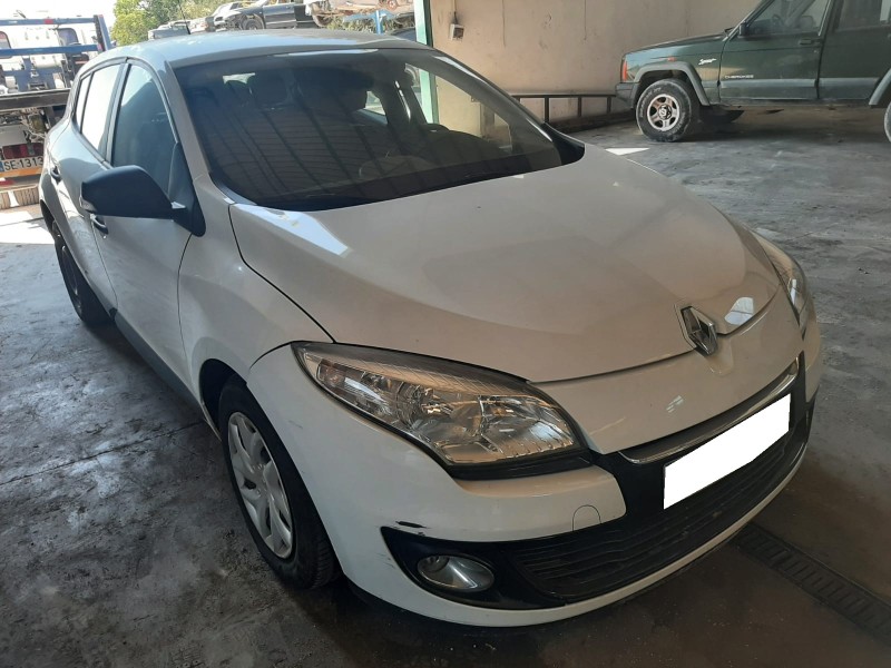 RENAULT MEGANE III BERLINA 5 P - imagen 1