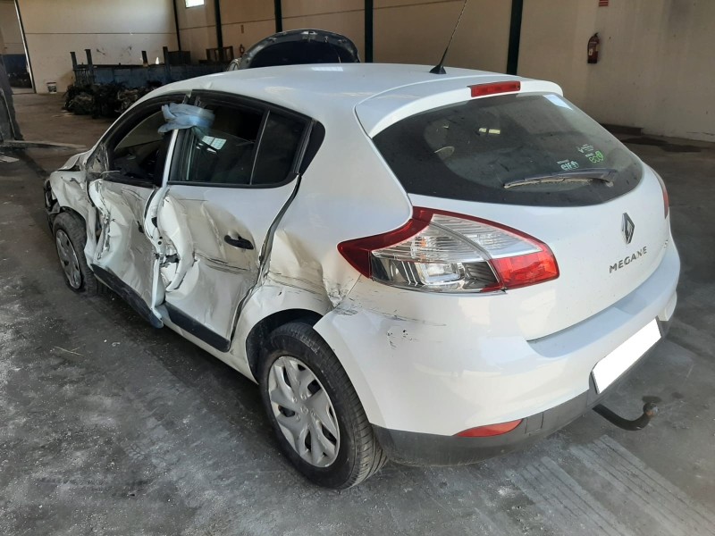 RENAULT MEGANE III BERLINA 5 P - imagen 3