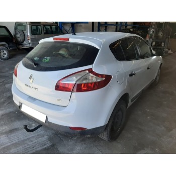 RENAULT MEGANE III BERLINA 5 P - miniatura 4