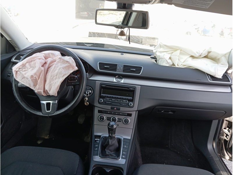 VOLKSWAGEN PASSAT VARIANT (365) - imagen 2