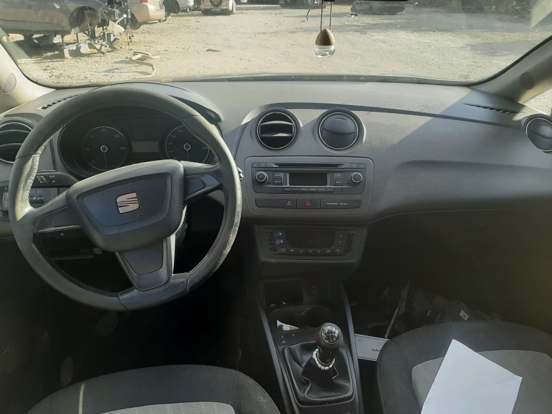 SEAT IBIZA (6J5) - imagen 2