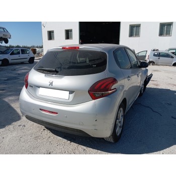 PEUGEOT 208 - miniatura 5