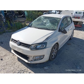 VOLKSWAGEN POLO (6R1)