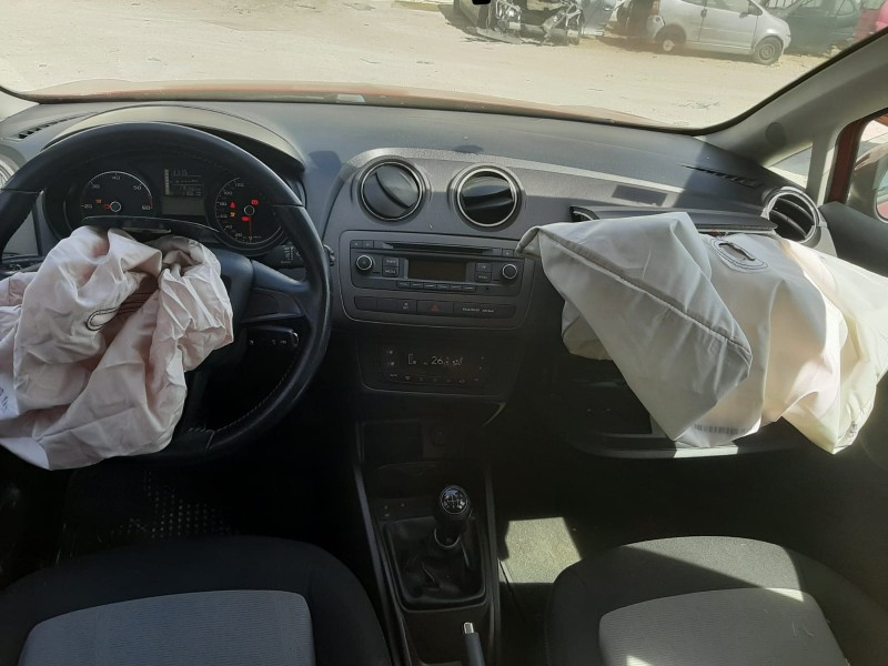 SEAT IBIZA (6J5) - imagen 4