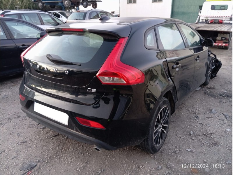 VOLVO V40 - imagen 2