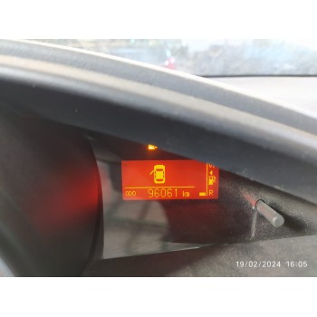 TOYOTA VERSO - miniatura 2