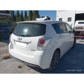 TOYOTA VERSO - miniatura 3
