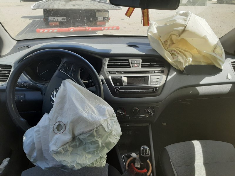 HYUNDAI I20 - imagen 2