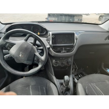 PEUGEOT 208 - miniatura 2