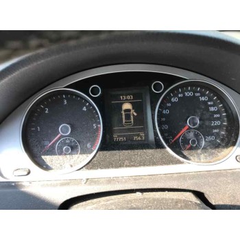 VOLKSWAGEN PASSAT BERLINA (3C2) - miniatura 3