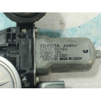 ELEVALUNAS DELANTERO DERECHO 857100D100  - miniatura 3