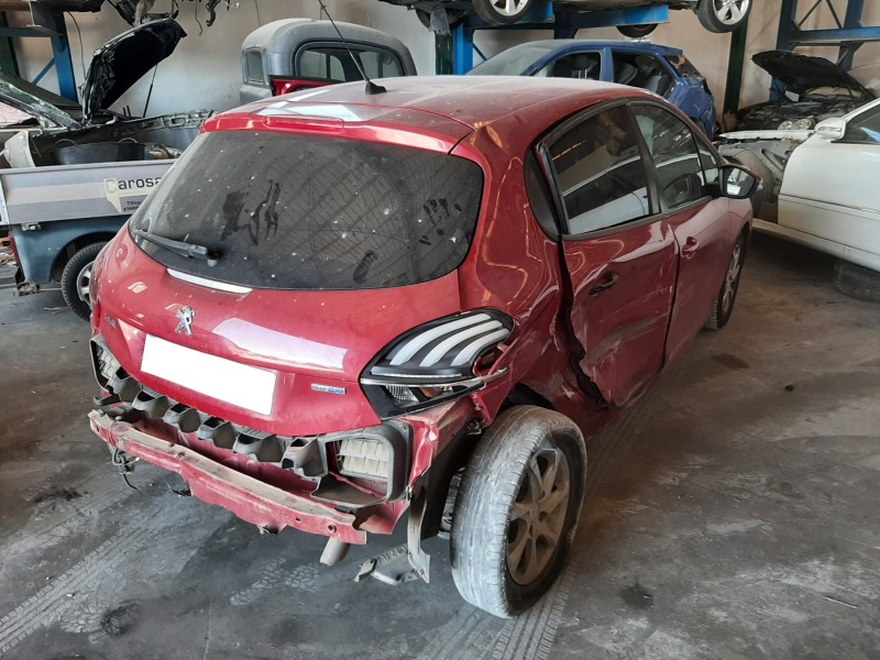 PEUGEOT 208 - imagen 3