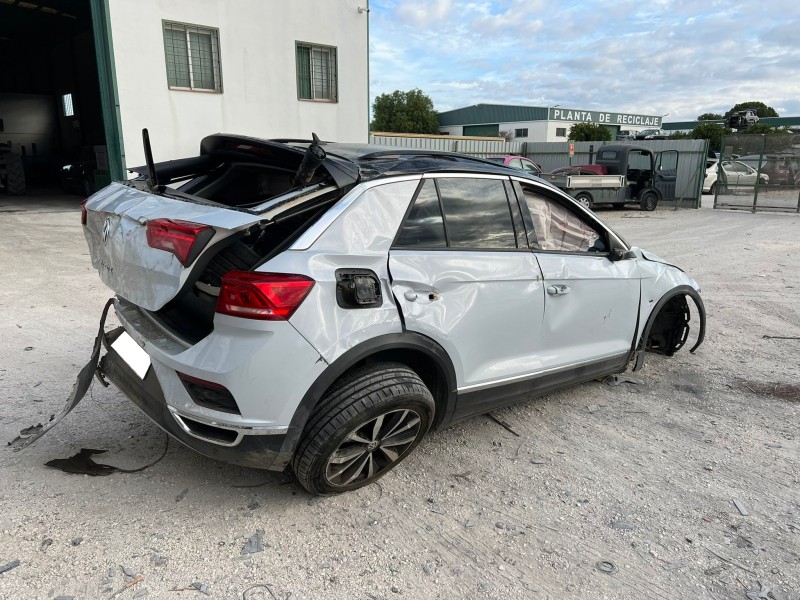 VOLKSWAGEN T-ROC - imagen 4
