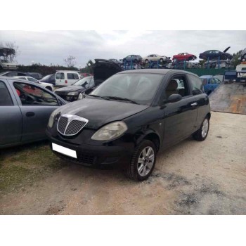 LANCIA YPSILON (101)