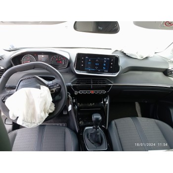 PEUGEOT 2008 (P1) - miniatura 3