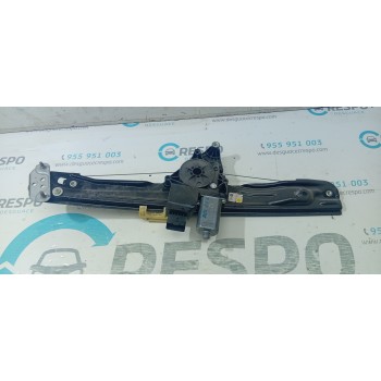 ELEVALUNAS DELANTERO DERECHO 