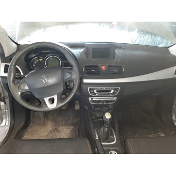 RENAULT MEGANE III SPORT TOURER - miniatura 2