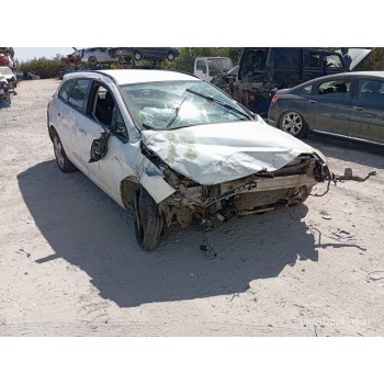 OPEL ASTRA J SPORTS TOURER - miniatura 4