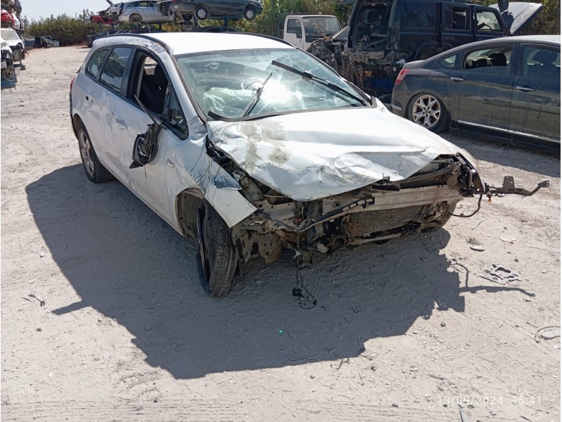 OPEL ASTRA J SPORTS TOURER - imagen 4