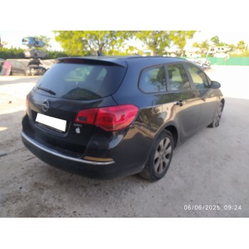 OPEL ASTRA J SPORTS TOURER - miniatura 2