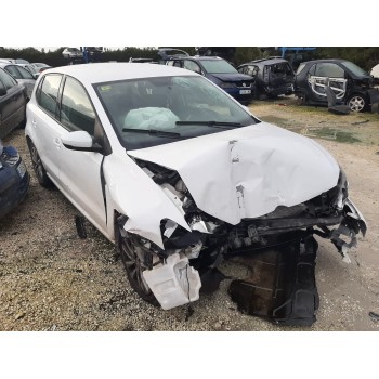 VOLKSWAGEN POLO (6C1)