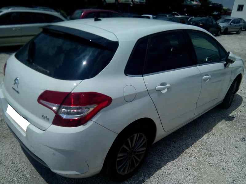 CITROËN C4 BERLINA - imagen 4