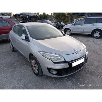 RENAULT MEGANE III BERLINA 5 P - miniatura 3
