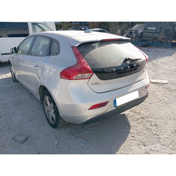 VOLVO V40 - miniatura 5