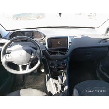 PEUGEOT 208 - miniatura 4