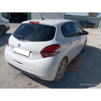 PEUGEOT 208 - miniatura 5