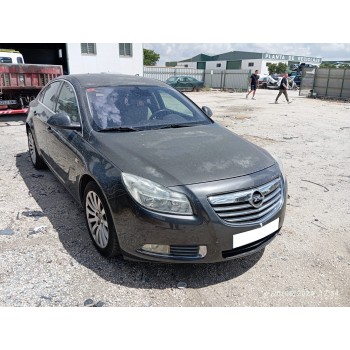 OPEL INSIGNIA BERLINA