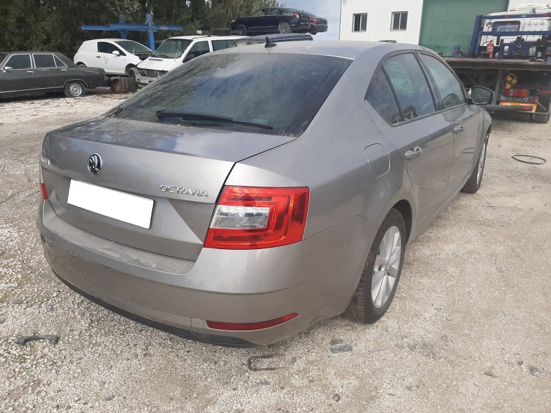 SKODA OCTAVIA COMBI (5E5) - imagen 5