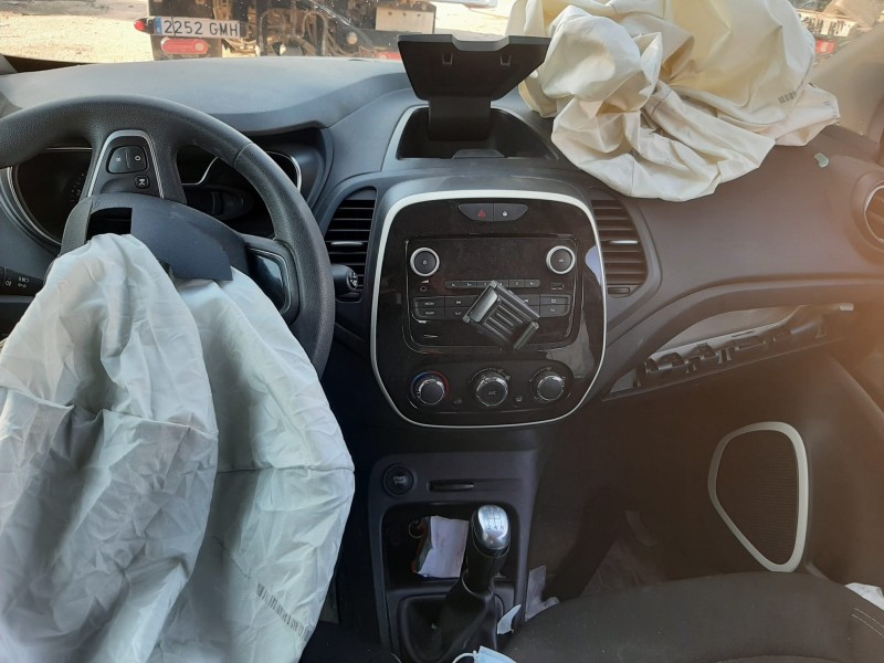 RENAULT CAPTUR - imagen 3