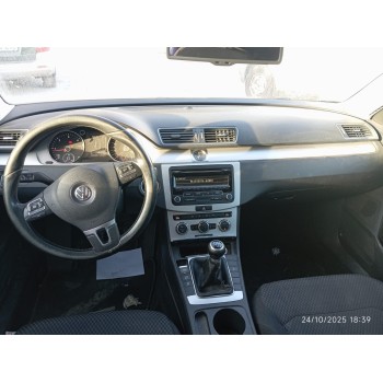 VOLKSWAGEN PASSAT LIM. (362) - miniatura 3