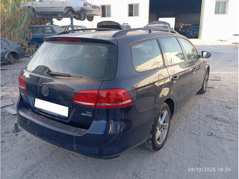 VOLKSWAGEN PASSAT LIM. (362) - imagen 4